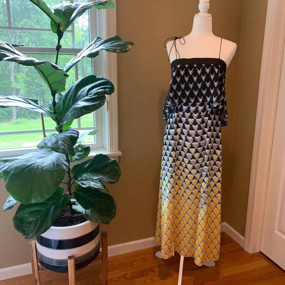 Caara Geometric Print Midi Dress